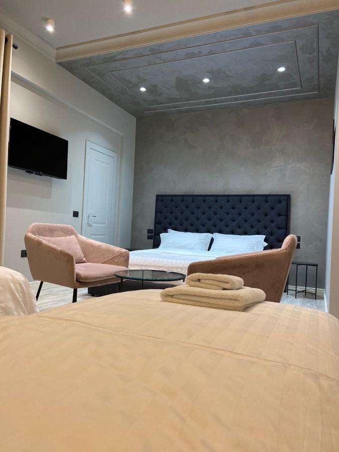 Ardenica Boutique Hotel Lushnjë Zewnętrze zdjęcie