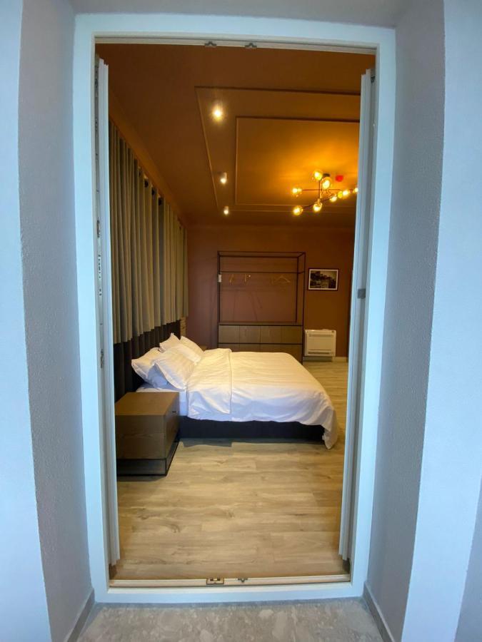 Ardenica Boutique Hotel Lushnjë Zewnętrze zdjęcie