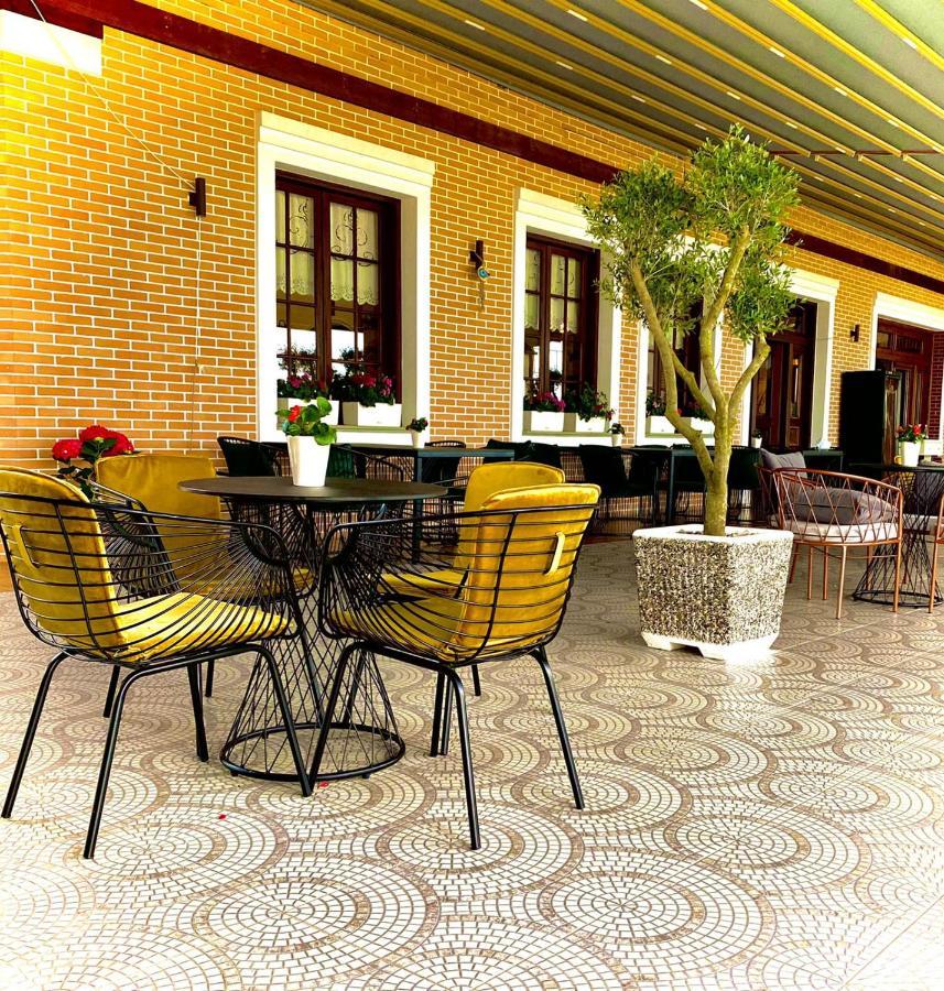 Ardenica Boutique Hotel Lushnjë Zewnętrze zdjęcie