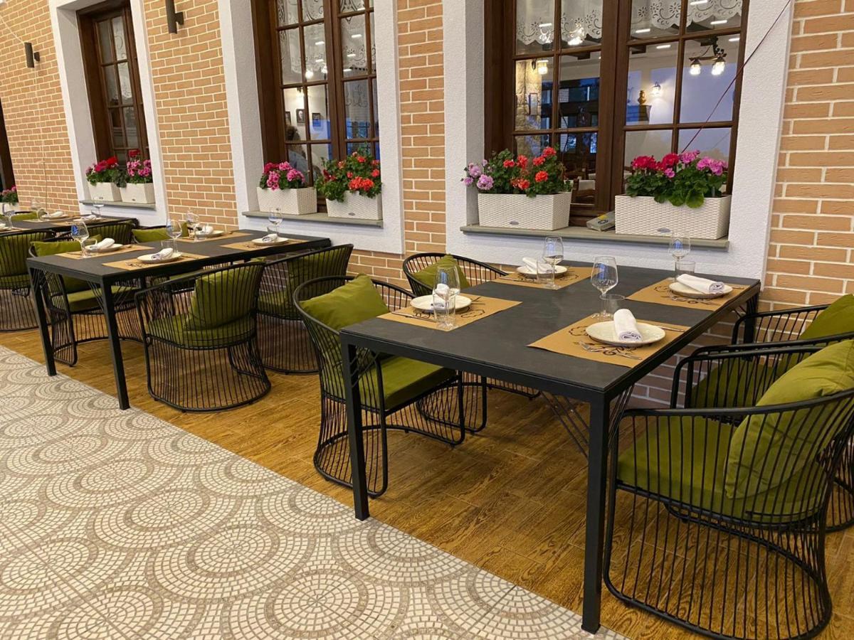 Ardenica Boutique Hotel Lushnjë Zewnętrze zdjęcie