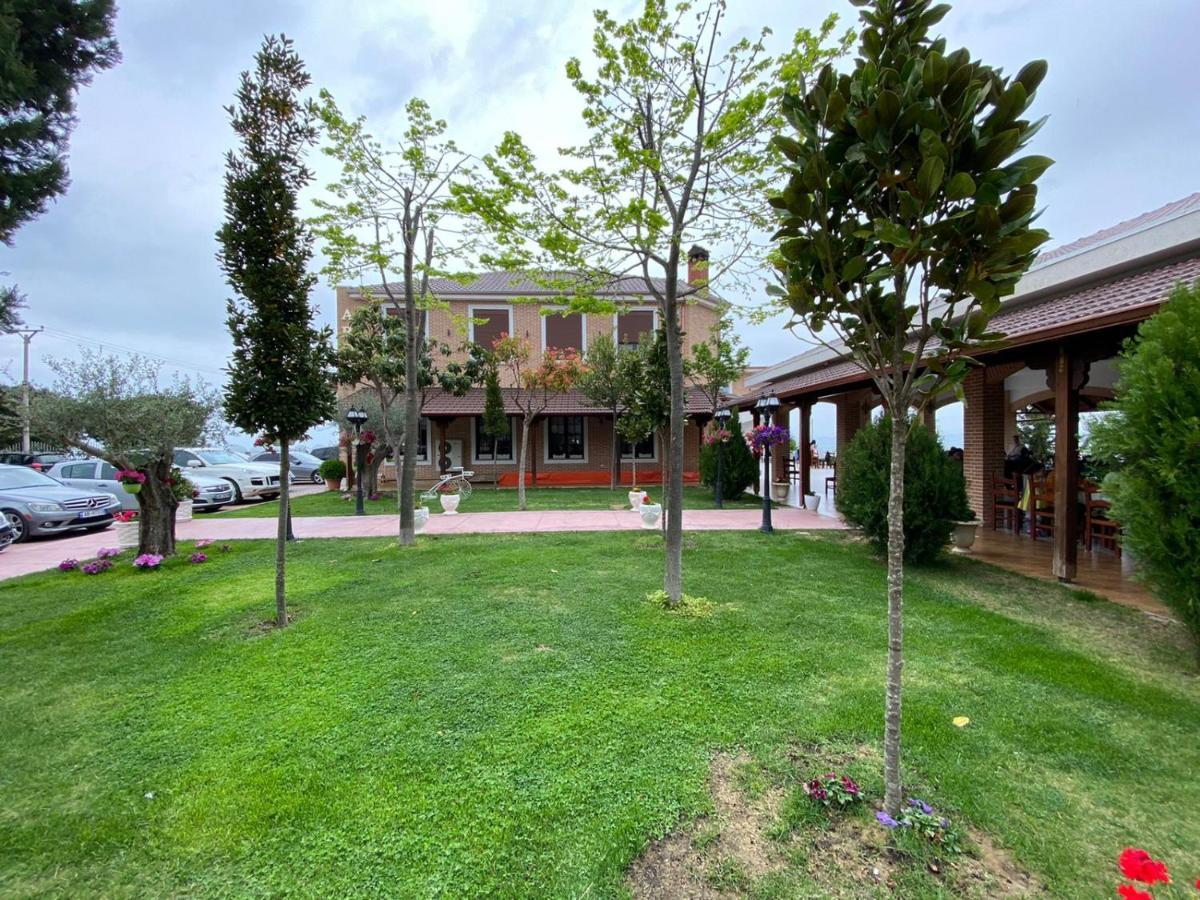 Ardenica Boutique Hotel Lushnjë Zewnętrze zdjęcie
